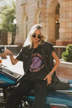 Bohme Stay True Graphic Tee